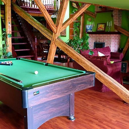 コシツェLuxury Oldtown Loft 320M2 On Hlavna Streetアパートメント エクステリア 写真
